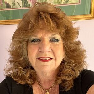 Meet your Posher, Sherry